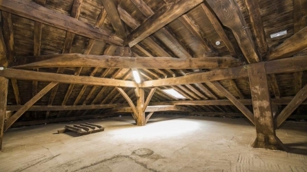 Rehabilitación y restauración del patrimonio construido de y con madera