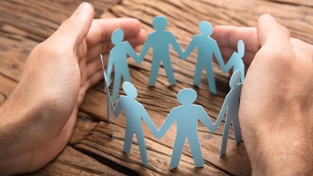 Intervenciones interdisciplinares dirigidas a las personas con demencias, a cuidadores y familiares Intervenciones interdisciplinares dirigidas a las personas con demencias, a cuidadores y familiares