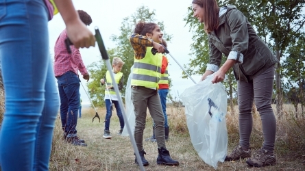 Eco-social education for the challenges of the 21st century