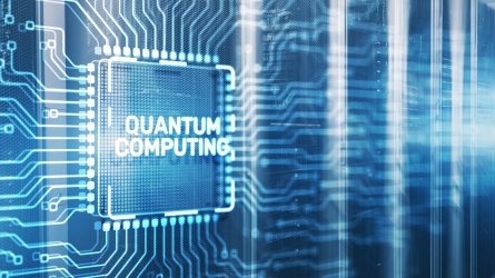 Quantum Computing: from fundamentals to applications