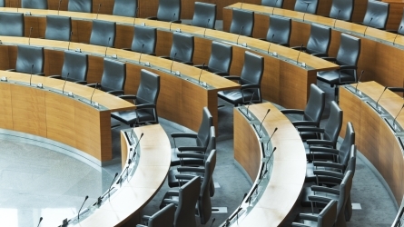 Eusko Legebiltzarra: 45 urteko ibilbidea, parlamentua eta autogobernua eraikiz Eusko Legebiltzarra: 45 urteko ibilbidea, parlamentua eta autogobernua eraikiz