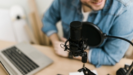 Podcast bat egiteko lantegia Podcast bat egiteko lantegia