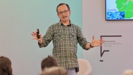 Arrak ar eta arrainak eme: ingurumena eta sexua ur azpian